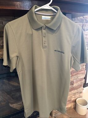 Columbia Men’s XS Utilizer Short Sleeve Polo shirt - Olive